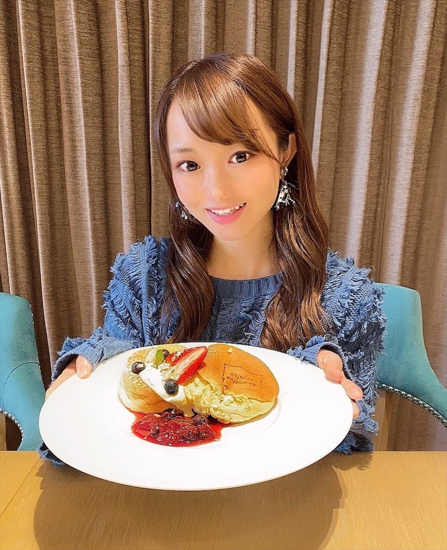 結婚式場に併設されたおしゃれなカフェで食べる"ふわふわパンケーキ"【SUNNY PANCAKE】