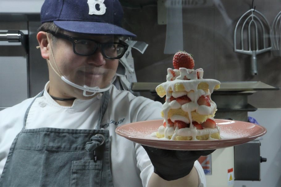 出来立てを目で見て、すぐ食べて感じる日本一フレッシュなショートケーキ「Sweets Cafe KYOTO KEIZO」