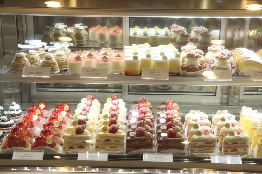 出来立てを目で見て、すぐ食べて感じる日本一フレッシュなショートケーキ「Sweets Cafe KYOTO KEIZO」