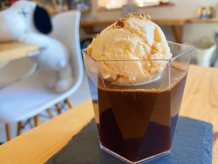 週末限定のカフェが作るマリトッツオ！！”EPICE CAFE”