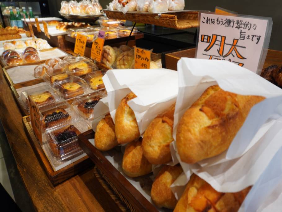 横浜でパンを買うなら♡「トツゼンベーカーズキッチンの食べると幸せになれるバナナパン