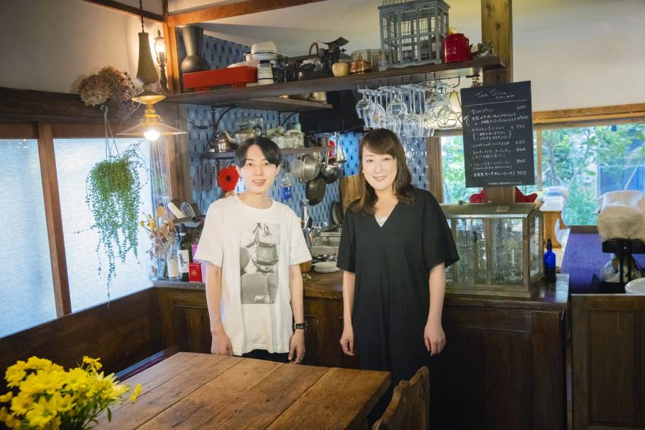 宙に浮く“空とぶプリン”。プリン王子のイチ押し古民家カフェ「木花日和」のプリン（杉並区）