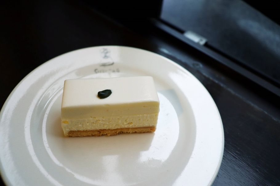 「しろたえ赤坂」のレアチーズケーキを食べてタイムスリップ！？たった２７０円で満足できる老舗洋菓子店の秘密は“素朴さ”にあり！