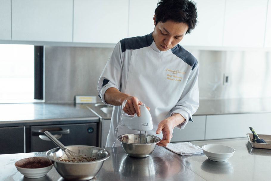 【レシピ】銀座の名店の味をおうちで♡遠藤泰介シェフが教える、おうちでクラシックショコラレシピ