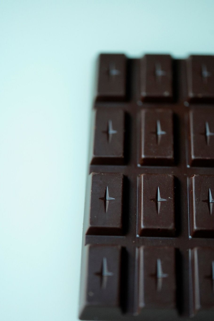 いっき見！　美しき板チョコの世界。古代チョコから革新をゆくチョコレートまで。全食して語る深ぼりエピソード