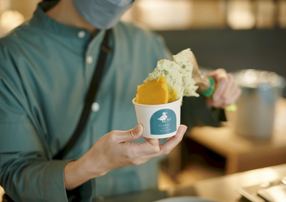 この冬注目のチョコとアイスのお店「teal」（日本橋）で食べられる、洋梨バジルと丸ごと紅みかんのジェラート #ふうかとあいすvol.07