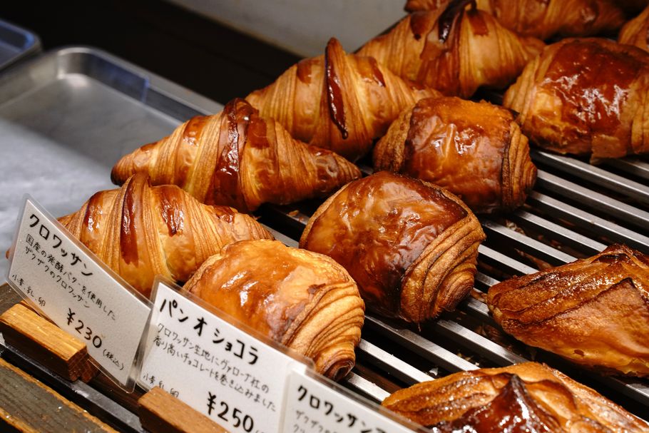 神戸・元町に来たら外せない！「パンやきどころRIKI」のいま食べたい大人気パンはこれ