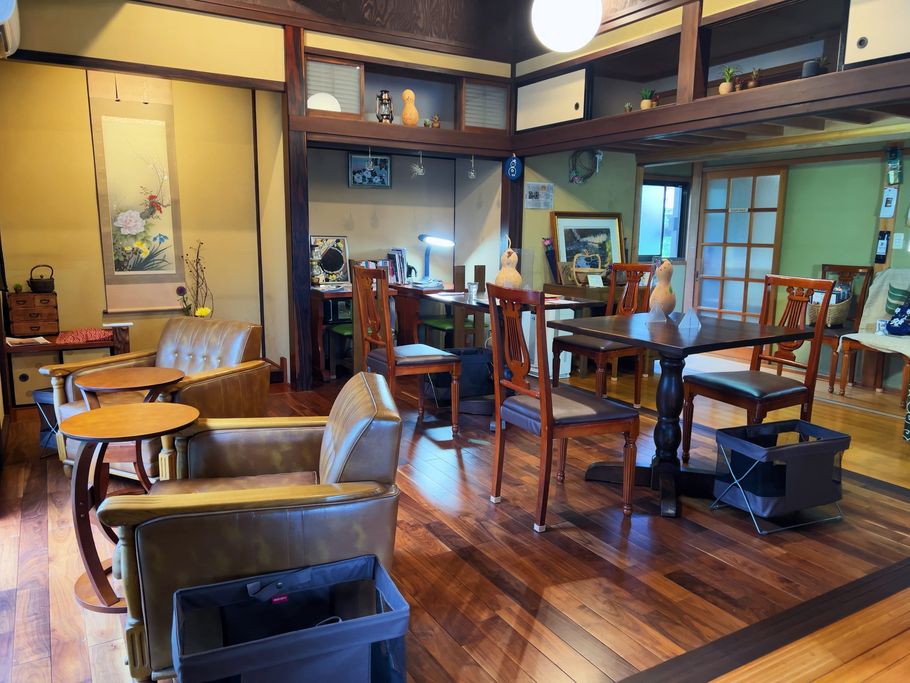 丸ごと生メロンをドリンクに？！古民家「Cafe TomiQ(カフェ トミキュウ)」（埼玉県・行田市）のインパクトありすぎスイーツ