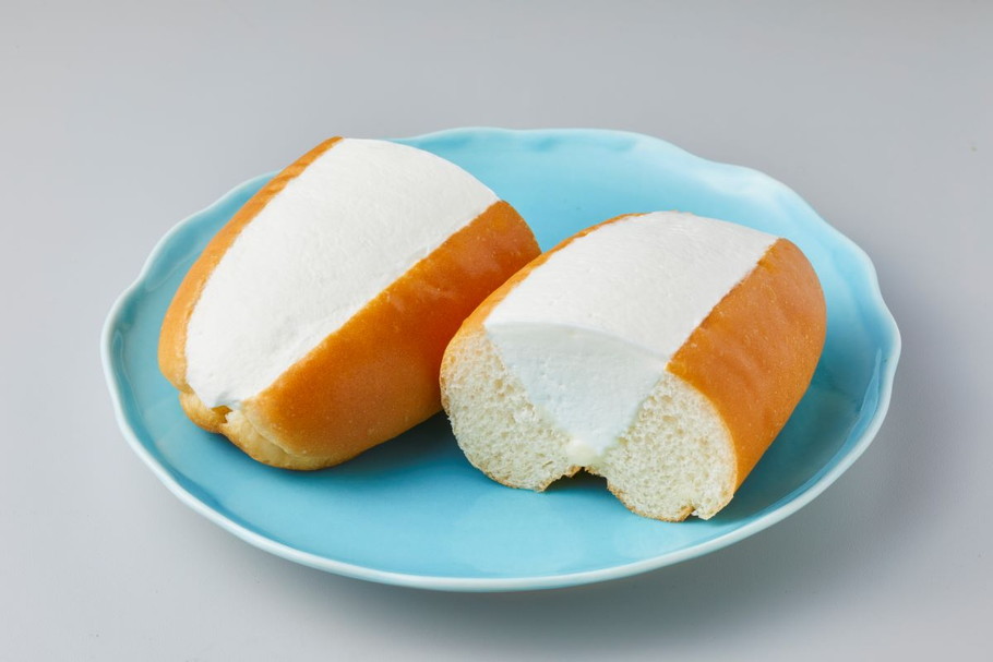 ローソンで買える究極の生クリームスイーツ♡　生クリーム専門店MILKのコラボスイーツ＆パン7種がついに発売