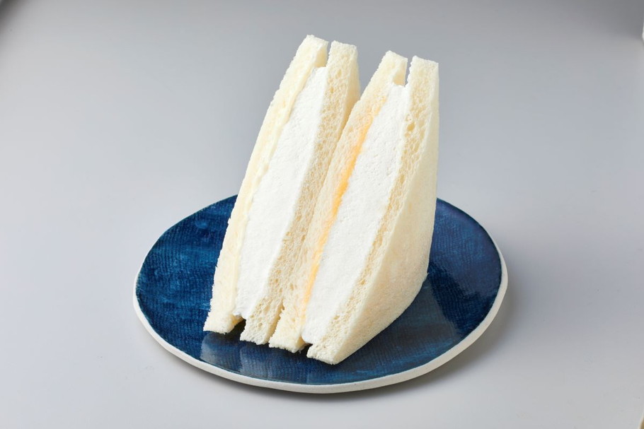 ローソンで買える究極の生クリームスイーツ♡　生クリーム専門店MILKのコラボスイーツ＆パン7種がついに発売