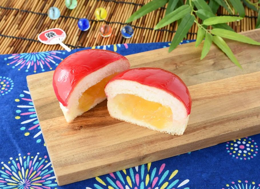 想像がつかない味？！コンビニの夏季限定菓子パンを試さずにはいられない