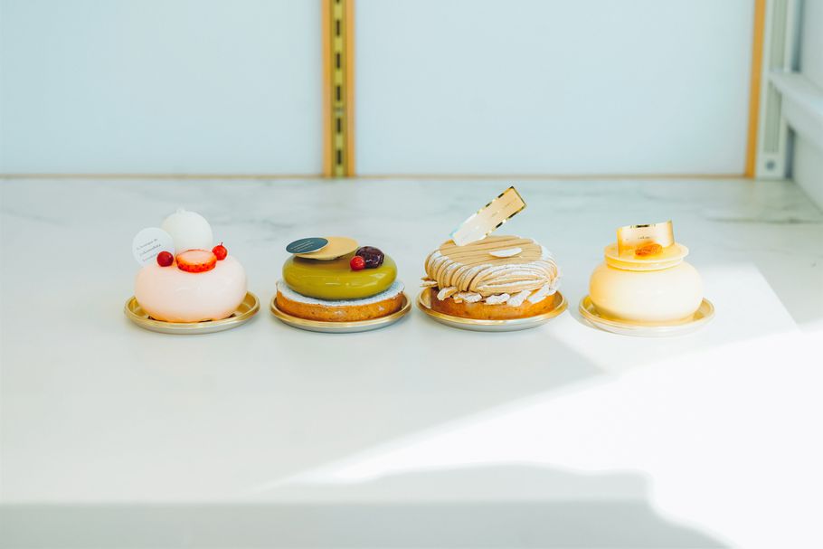 【2023年】鎌倉で訪れるべきカフェ＆パティスリー完全版 ブティック・ユキノシタ パティスリー カフェスペース フランス菓子