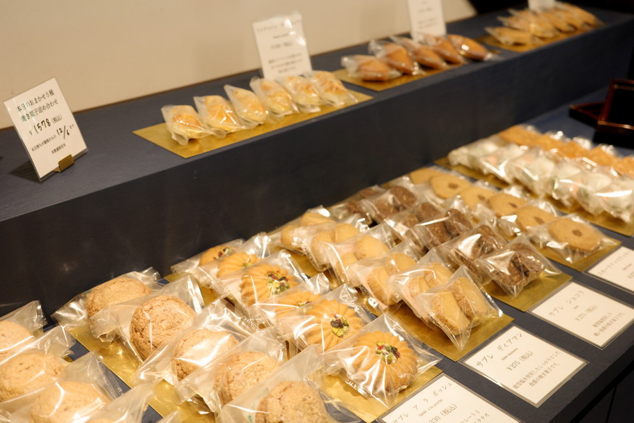 【Pâtisserie L'aube 花鏡庵】（石川県金沢市）なぜ金沢へ？ミシュラン１つ星フレンチ「レストランローブ」平瀬シェフが手がける、儚く美しいスイーツの世界