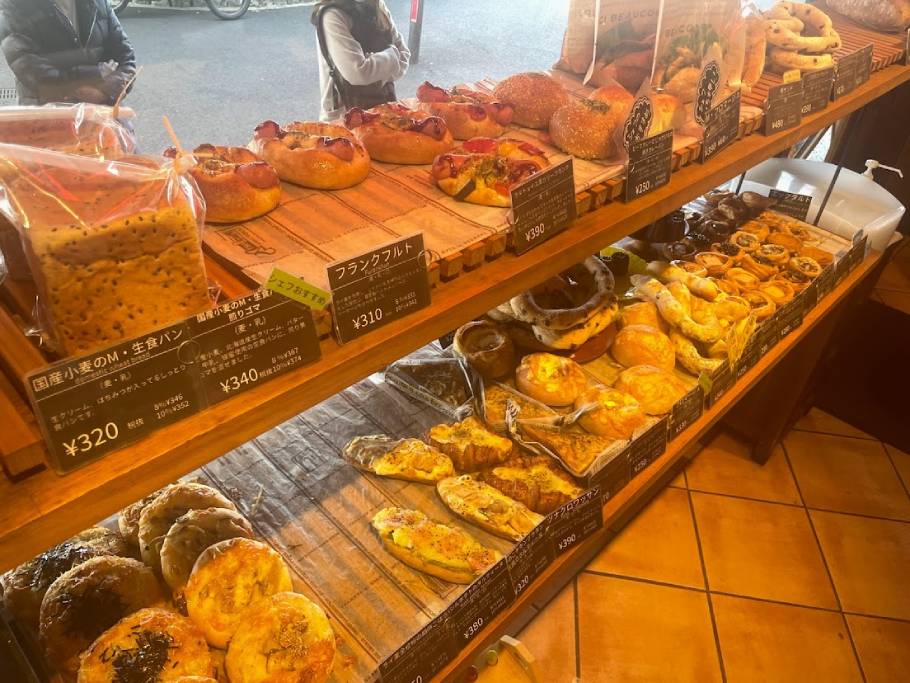 「MARINE BAKERY(マリンベーカリー)」（横浜・中華街）サクサク＆とろとろがたまらない！発酵バターをふんだんに使ったエッグタルト