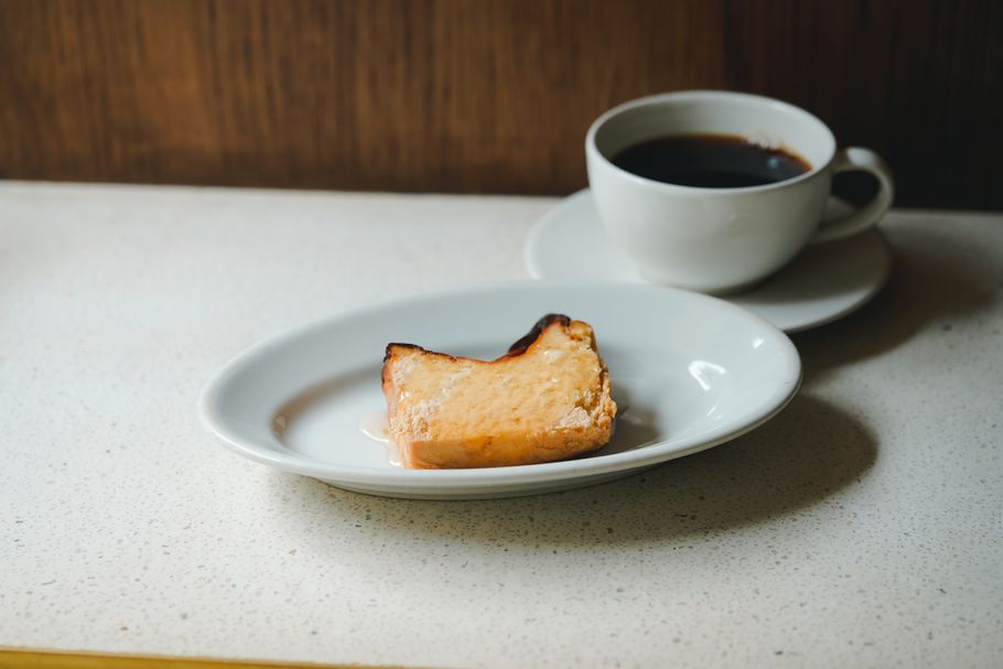 幡ケ谷の隠れ家バル『Cyōdo（チョウド）』で個性豊かなさっぱりレモンタルトを味わう