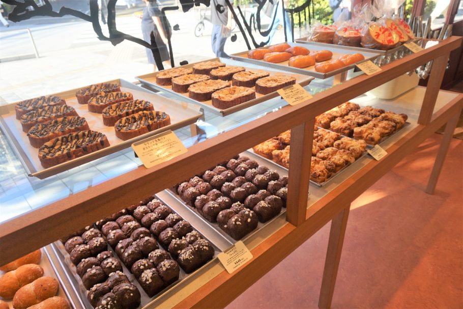 【有楽町】世界初！ゴディバのベーカリーショップ「GODIVA Bakery ゴディパン」 がチョコやカカオの魅力を届ける