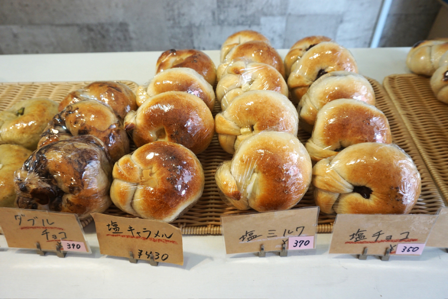 【東京・幡ヶ谷】こんな具沢山見たことない！NYスタイルの天然酵母ベーグル専門店「FUJI BAGEL」