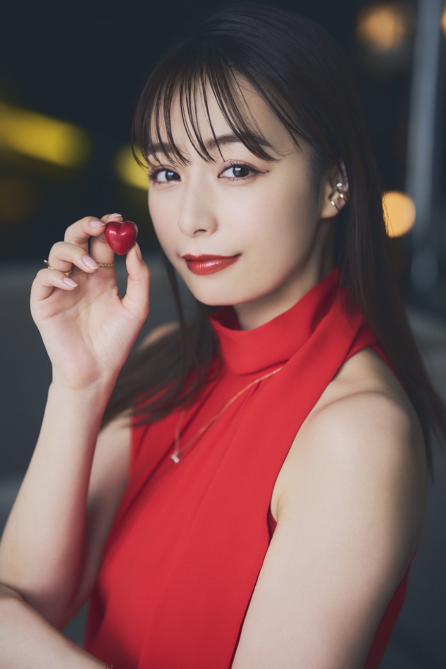 ショコラ好き俳優、宇垣美里さん独占インタビュー。「チョコレートは美味しさだけでなく、“思想”や“物語”も大事」