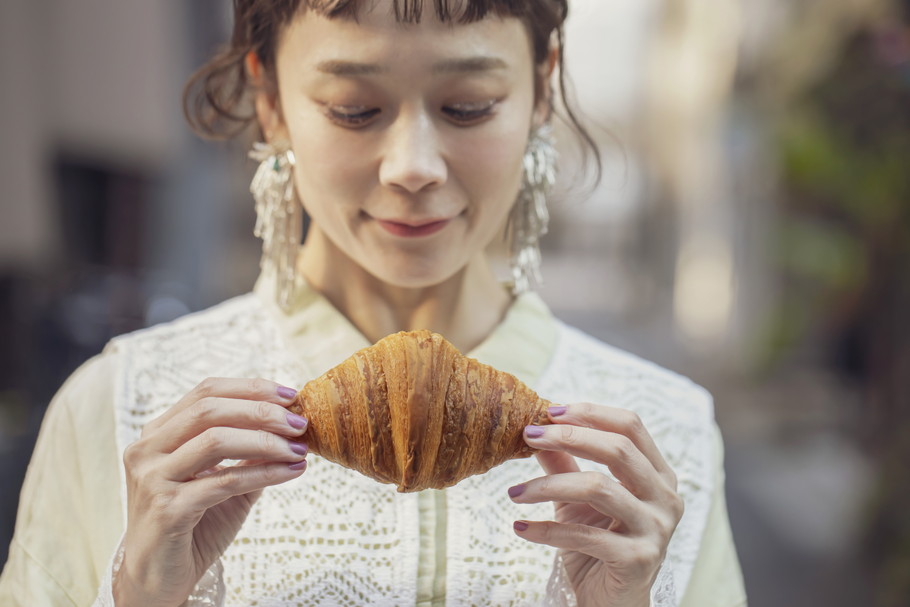 パンを窓口にしたら、何でも楽しめる人生に。1日10個パンを食べる！？パンシェルジュ&モデル・パン野ゆりさんインタビュー