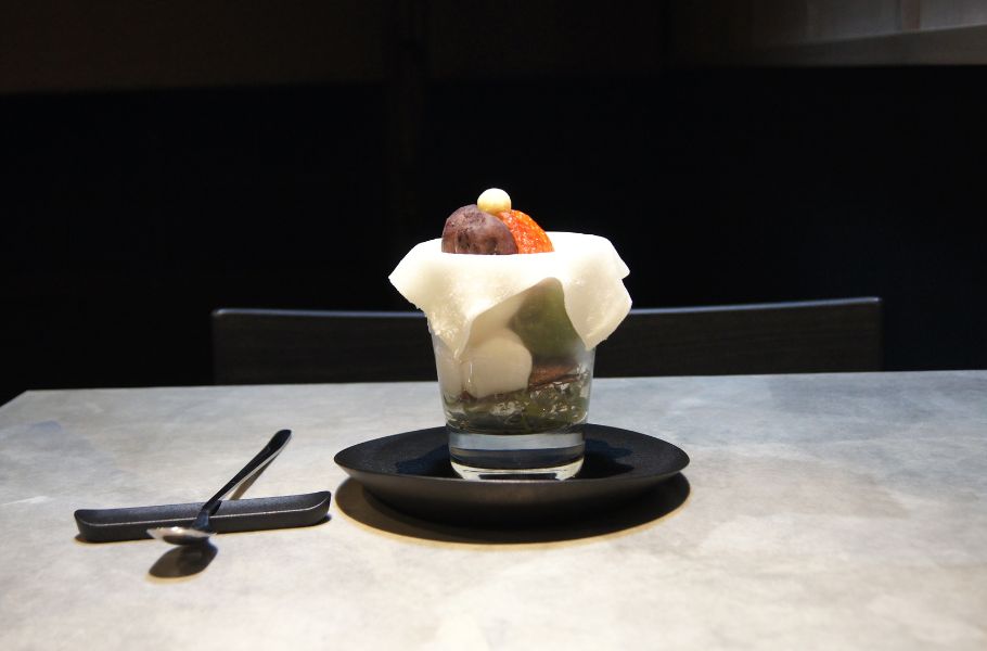 ”和菓子として食べるパフェ”を提供する「QeFare（ケハレ）」（京都・烏丸）。”和パフェ”との違いとは？