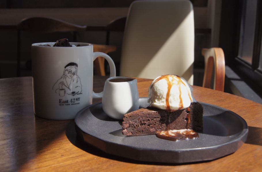 幻のレシピを再現！ブラウニー専門店「East42st NEW YORK BROWNIE」（京都・烏丸）でチョコレートの香りに包まれよう♡