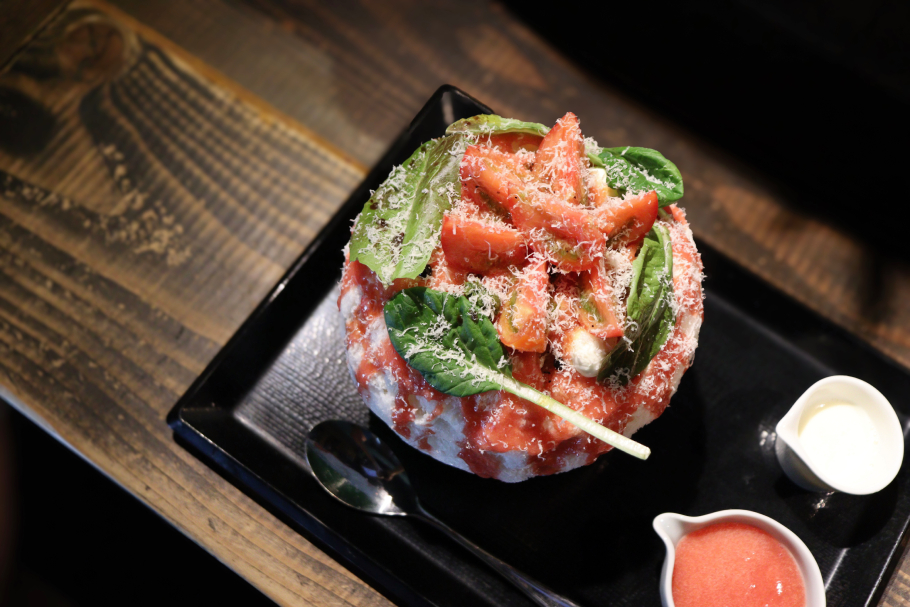 2、3時間待ち！？ファン続々。ゴーラーが集まる神保町のかき氷専門店「かき氷 志膳」