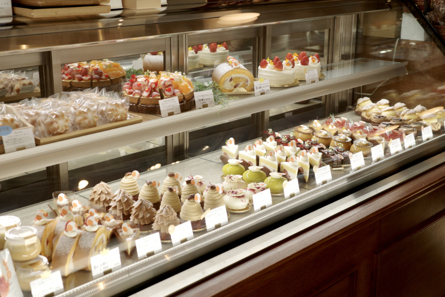 思わず笑みがこぼれる味。「COLOLIE(クロリア)」(埼玉・志木)のパティシエ夫婦が作るケーキとパフェを求めて