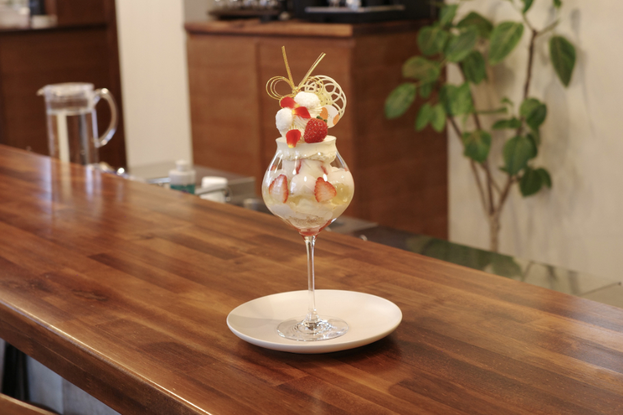 思わず笑みがこぼれる味。「COLOLIE(クロリア)」(埼玉・志木)のパティシエ夫婦が作るケーキとパフェを求めて