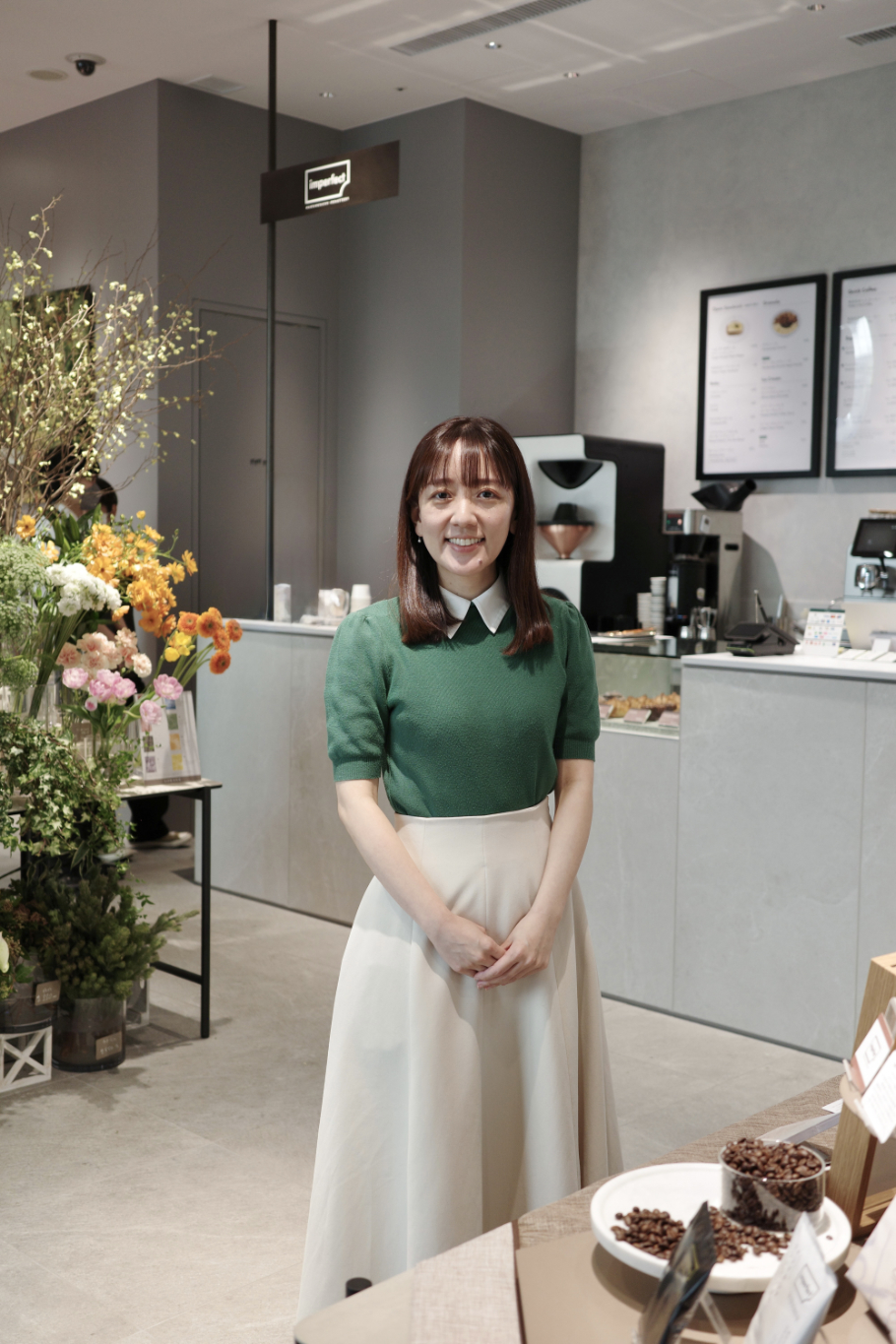 東京・丸の内に新たなカフェスポット。サステナブルなコーヒーとお菓子を味わう「imperfect MARUNOUCHI ROASTERY」