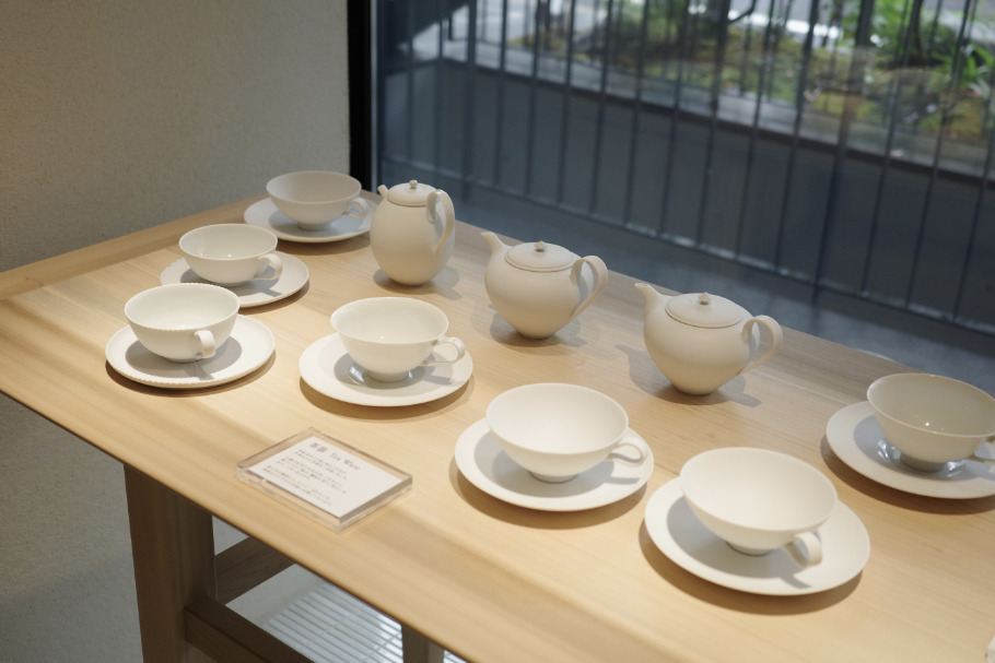 こんなにも違う? 和紅茶専門店「KAGUWA」(神楽坂)で楽しむ、季節の和菓子と香り豊かな一杯