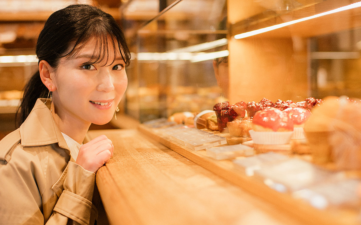 パンとお花と、彩りと 。驚きの空間、三軒茶屋「ジュウニブン ベーカリー」連載：坂本リエの働く女子の街パンvol.01