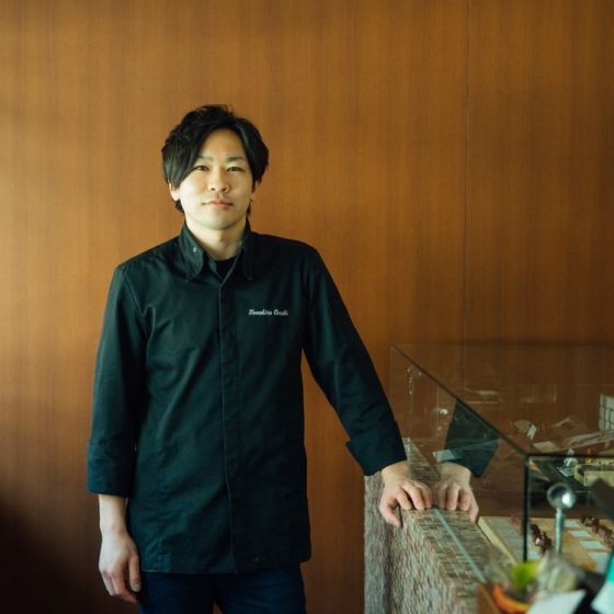 プレスキルショコラトリーの若きショコラティエ小抜知博の軌跡。「mikiのショコラティエ探訪記vol.03」