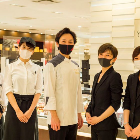 祝！ 「カメリア銀座」伊勢丹新宿店オープン。ドタバタの1日に迫る。　連載：遠藤泰介の「甘い1日」Vol.03