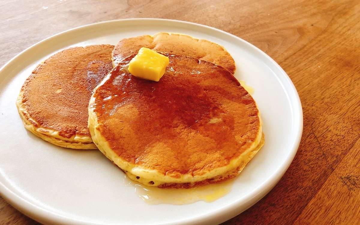 「たっちゃんずパンケーキ部」おススメのパンケーキミックスを実際に作ってみた！　その1「カフェ＆ブックス ビブリオテーク」は万人受けする王道感！