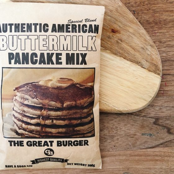 「たっちゃんずパンケーキ部」おススメのパンケーキミックスを実際に作ってみた！　その2「THE GREAT BURGER」は食事系パンケーキとしても最適！
