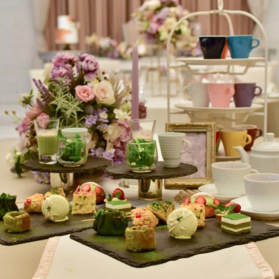 結婚式場でアフタヌーンティー？ウェディングドレスも試着できちゃう話題の「カフェバイセントラファエロチャペル銀座」抹茶アフタヌーンティー