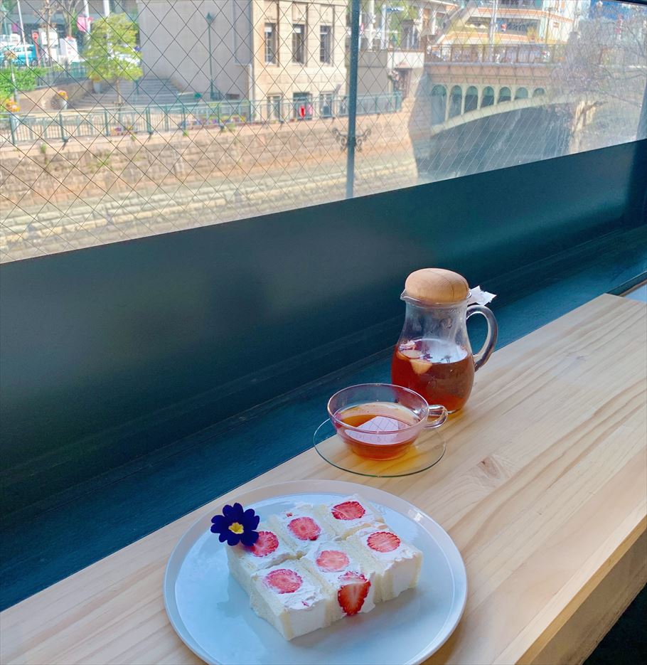パンは「い志かわ」、クリームは「堂島ロール」を使用した名古屋の「パティスリー&オープンテラスカフェリヴァージュモンシェール」　絶品フルーツサンド