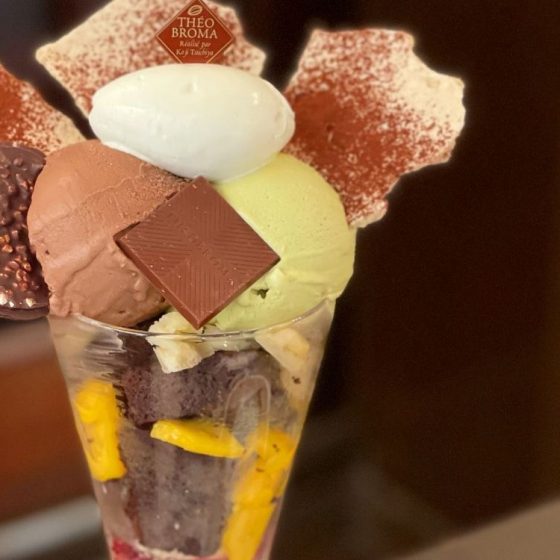 “味覚の魔術師”土屋シェフのジェラート専門店「ジェラテリア テオブロマ」（神楽坂）チョコレートとピスタチオが絶品すぎる豪華パフェ
