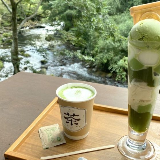 本当は教えたくない。渓流を眺められる優雅な和カフェ「CHAKI CHAKI」（伊豆）﻿