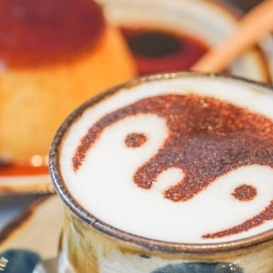 可愛いペンギンラテと“踊る”プリン～「ペンギンカフェ」（東京・阿佐ヶ谷）