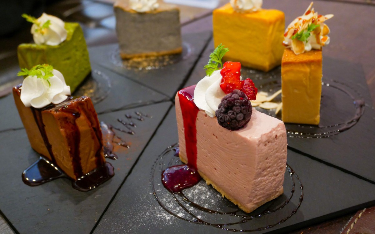 バリスタが作るコーヒーに合うチーズケーキ「COSAELL　COFFEE and CHEESECAKE」(福岡市中央区春吉)一度食べたらやみつきになる滑らかさと口溶け！