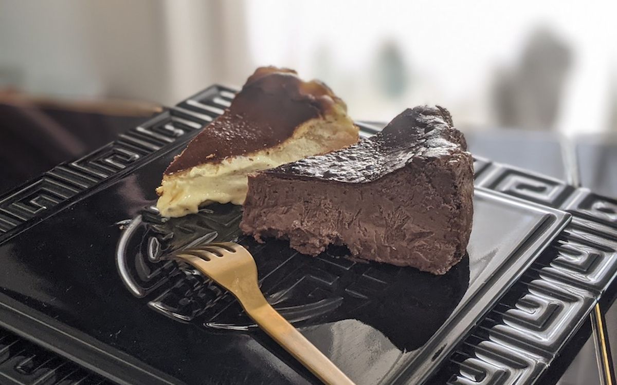 朝から行列ができる ニコラ ハーブ 葉山 の一度は食べるべきチョコレートバスクチーズケーキ Ufu ウフ