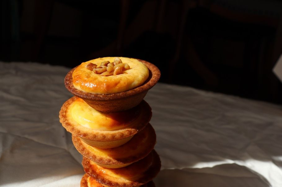 BAKE CHEESE TARTの新商品「メープルナッツチーズタルト」のアレンジレシピ！たったひと手間でホテルモーニングを体感しちゃお♡