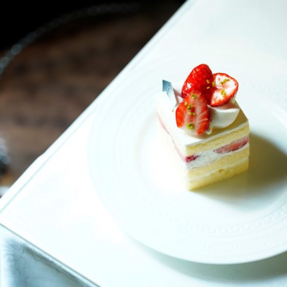 大阪「Pâtisserie de SAMOURAÏ 五感」。歴史ある洋館でいただく、鉄板で焼いたふわっふわの生地とトロけるクリーム。連載：最高のショートケーキを求めて vol.16