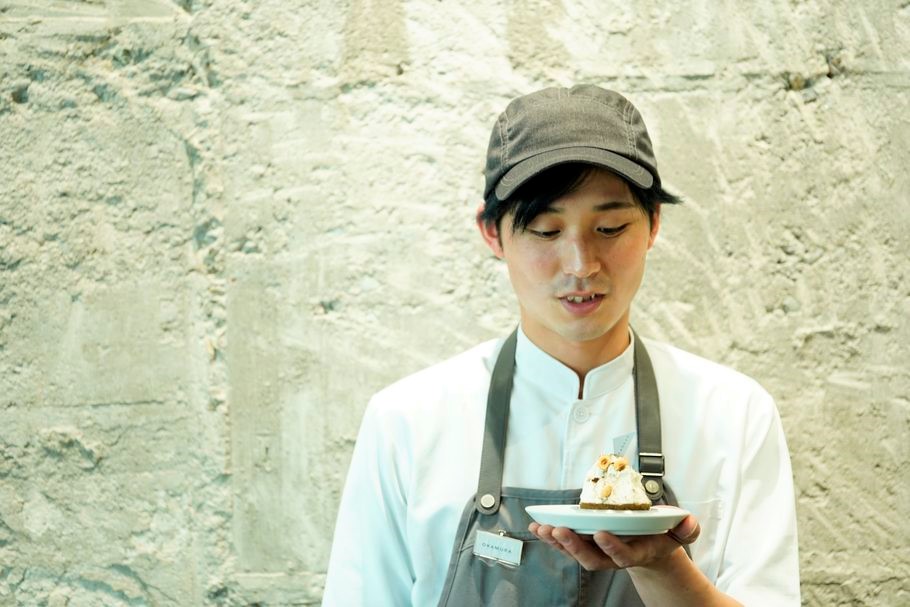 朝から行列ができる「hannoc」（大阪）の世界。各パティシエが自分のケーキを徹底解説！