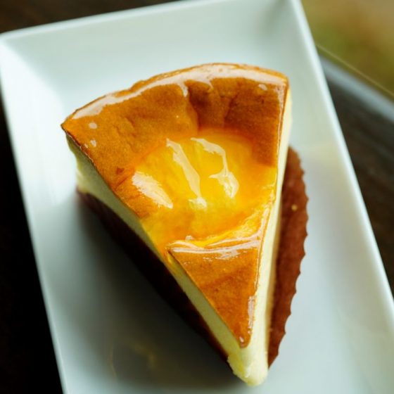 シェフの思い出のチーズケーキ「洋菓子マウンテン」（京都）で絶対食べるべき究極の美味しさとは？