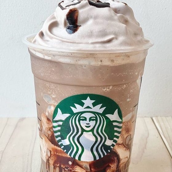 【スタバ新作即レポ】チョコの海に溺れる「トリプル生チョコレートフラペチーノ」おすすめカスタマイズもご紹介