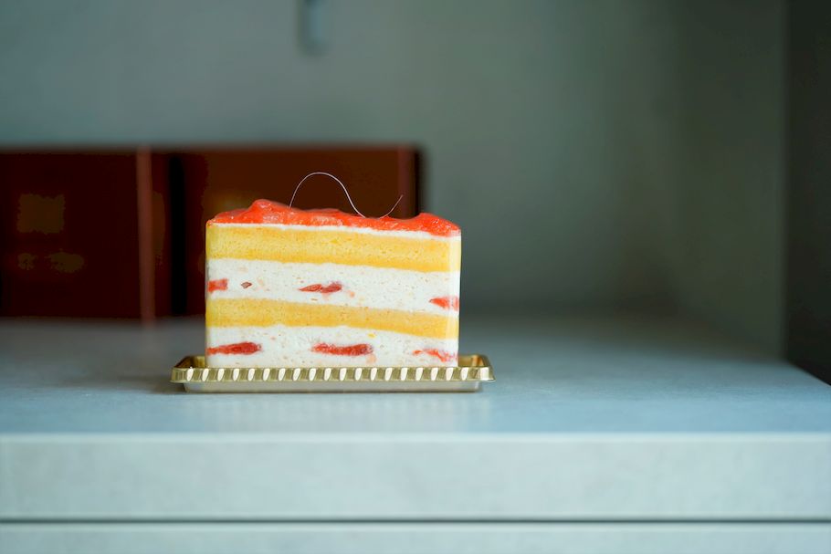 目の前で“柑橘の息吹をかける”世にも珍しいショートケーキとは？「Chocolaterie&Bar ROND-POINT（ロン・ポワン）」（中野坂上）連載：最高のショートケーキを求めて vol.20