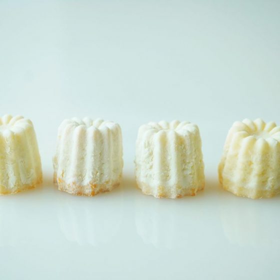 北海道・札幌発「北のカヌリエ」フードロスを考えた真っ白なカヌレ