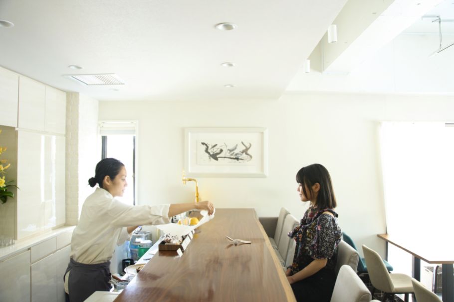 創意あふれるデザートと女性シェフの働き方の未来。連載：「夢月のショコラに恋して」